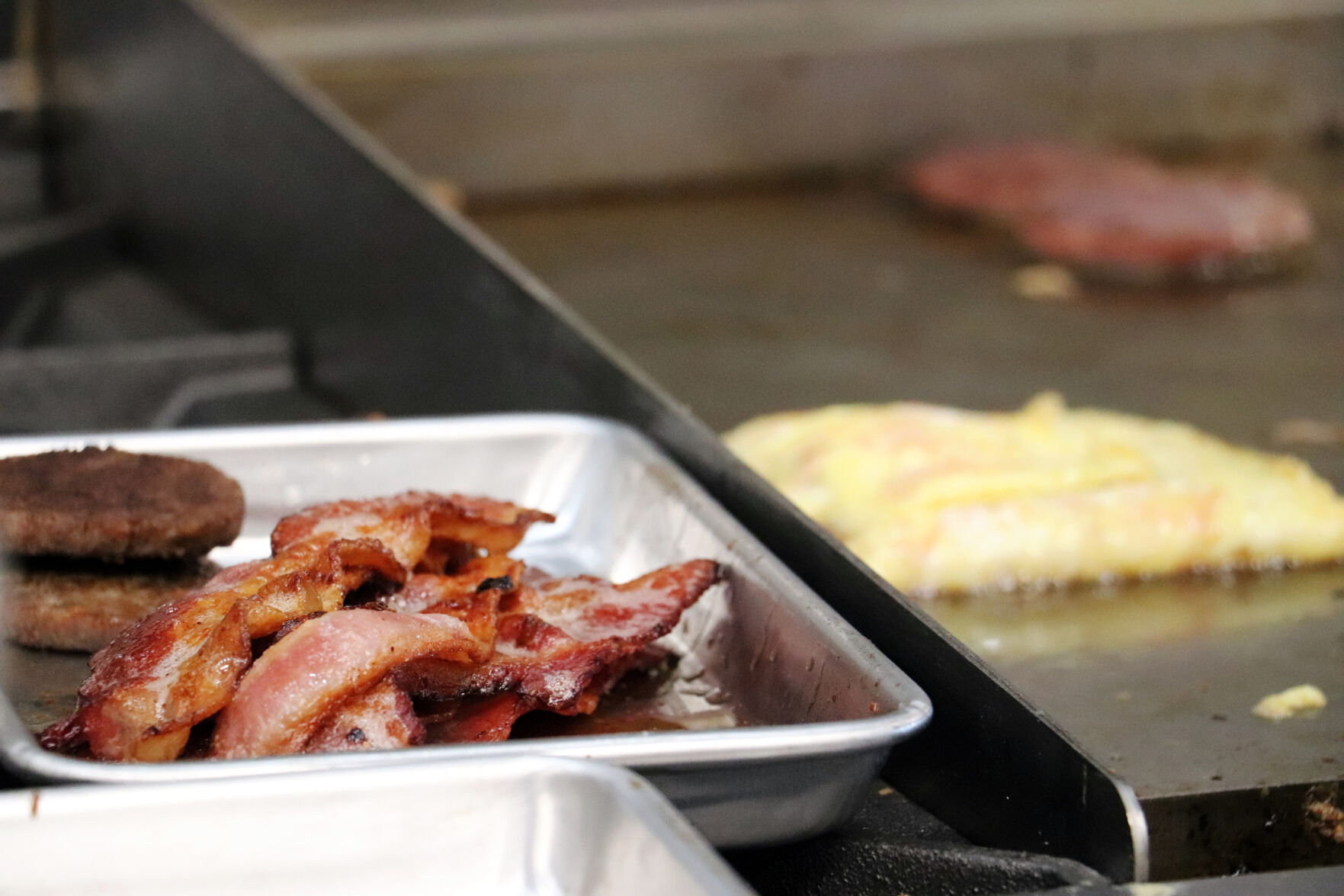 sausage bacon egg griltop leftys